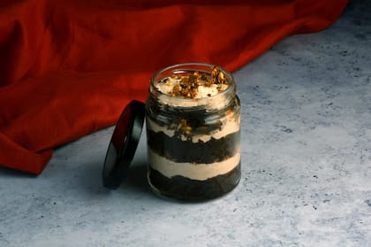 Ferrero Rocher Jar Cake __ Medium